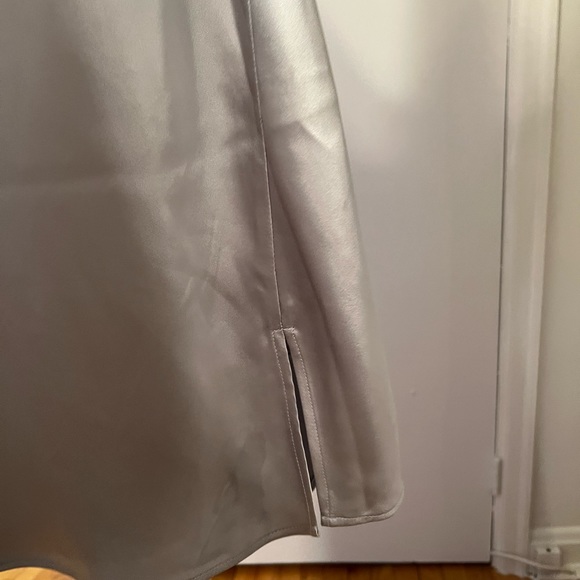 Dynamite Silk Dress - Picture 3 of 3